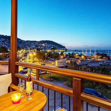 Guest house Akti Fine Skopelos Town