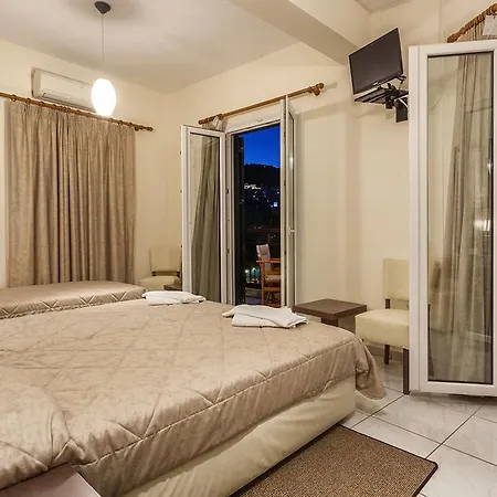 Akti Fine Guest house 2*